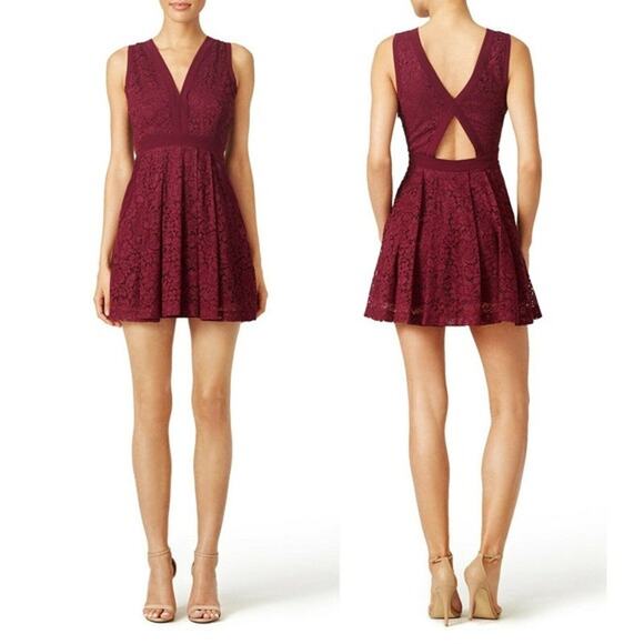 Free People Lovely in Lace Red Mini Dress With Back Cut Out Womens Size Medium - Picture 9 of 9